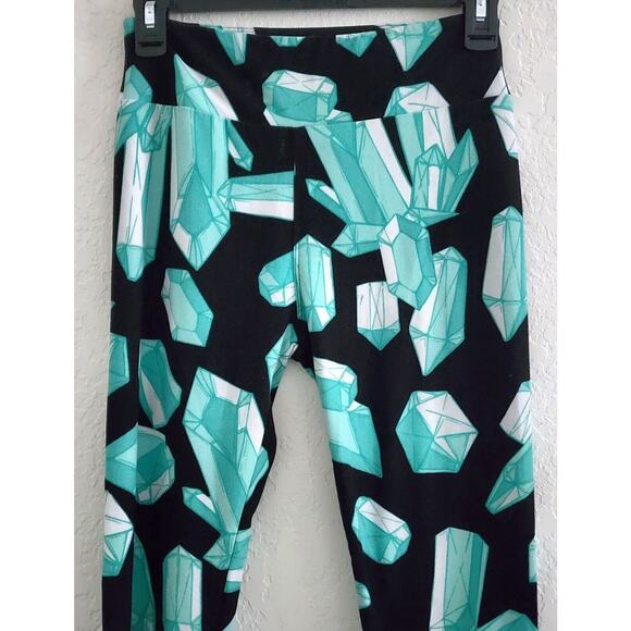 LuLaRoe-Leggings-Long Length-Different Patterns-2 @ Tall & Curvy-1 @ One Size - Picture 8 of 15